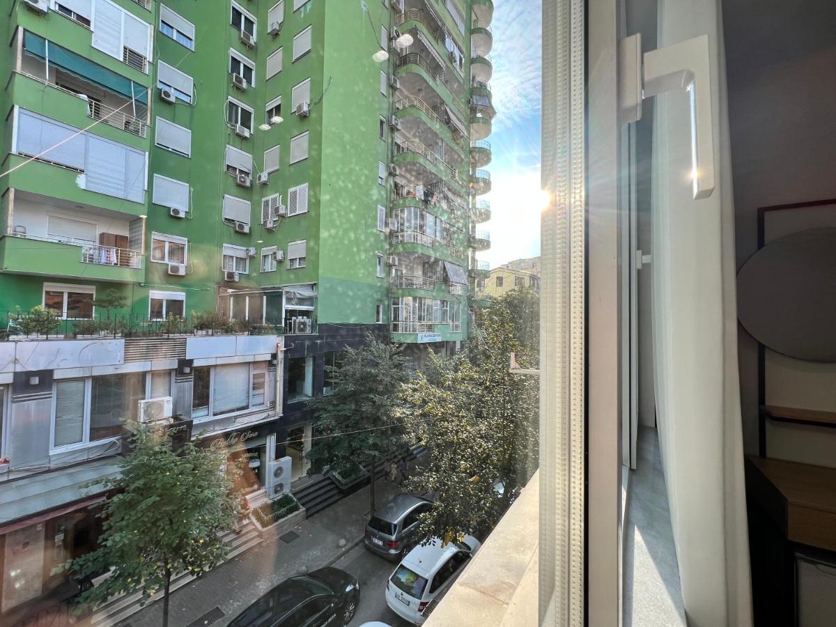 Enzo Rooms & Apartment Blloku 티라나 외부 사진