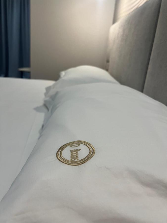 Enzo Rooms & Apartment Blloku 티라나 외부 사진