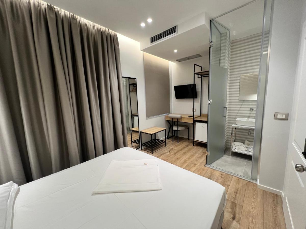 Enzo Rooms & Apartment Blloku 티라나 외부 사진