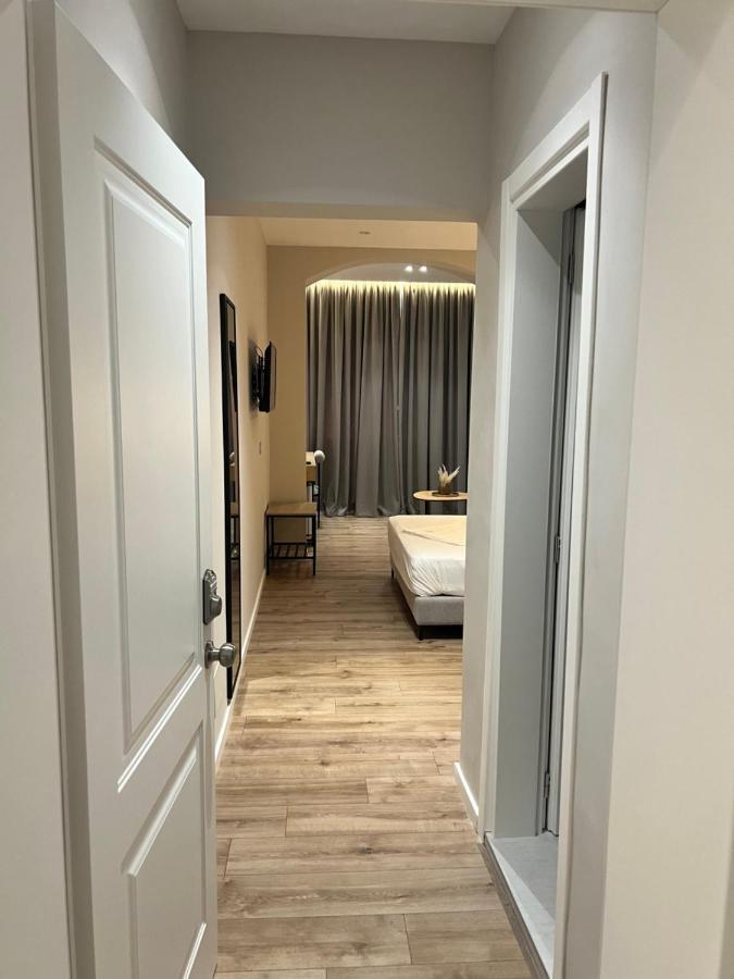 Enzo Rooms & Apartment Blloku 티라나 외부 사진