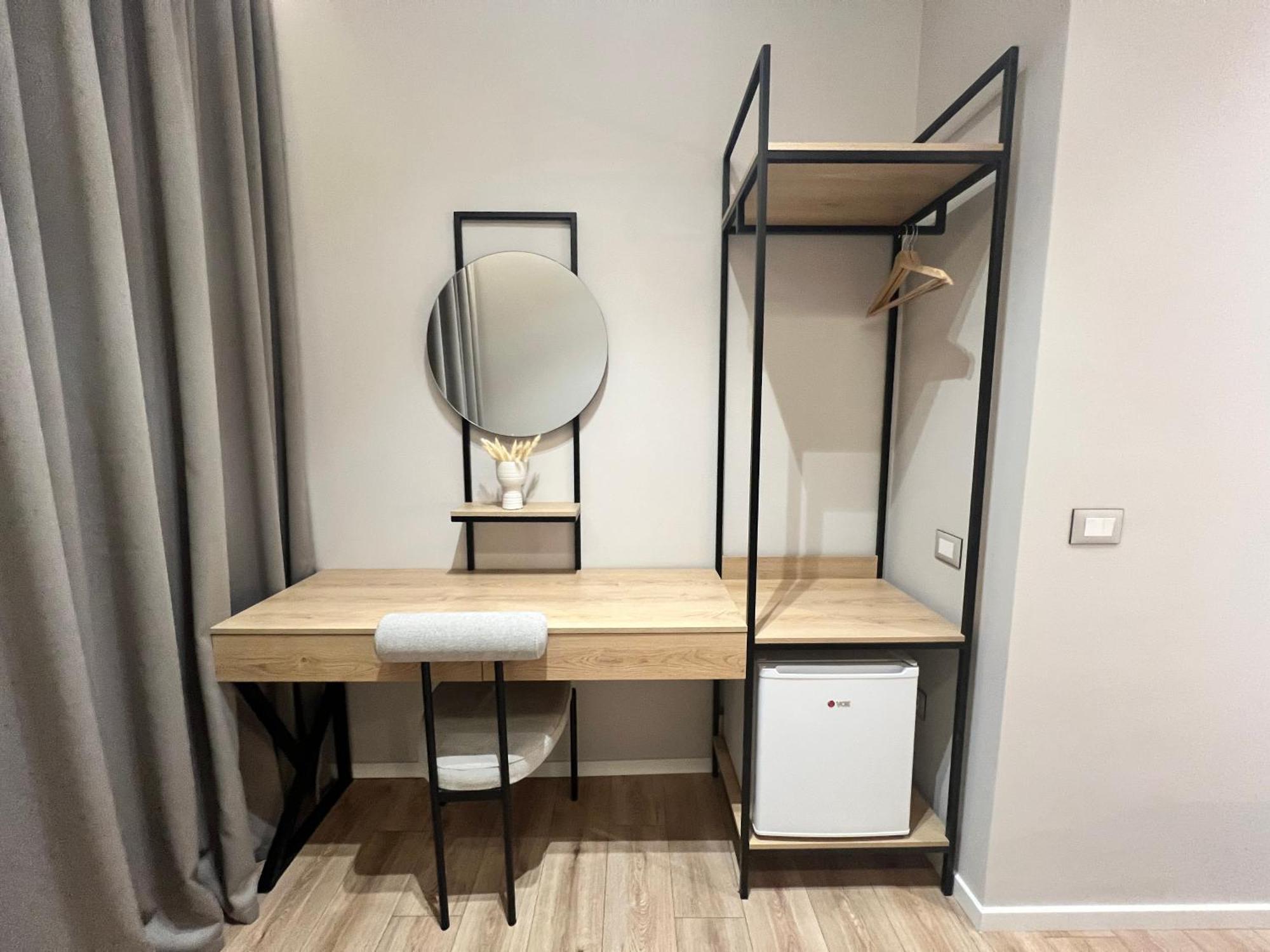 Enzo Rooms & Apartment Blloku 티라나 외부 사진