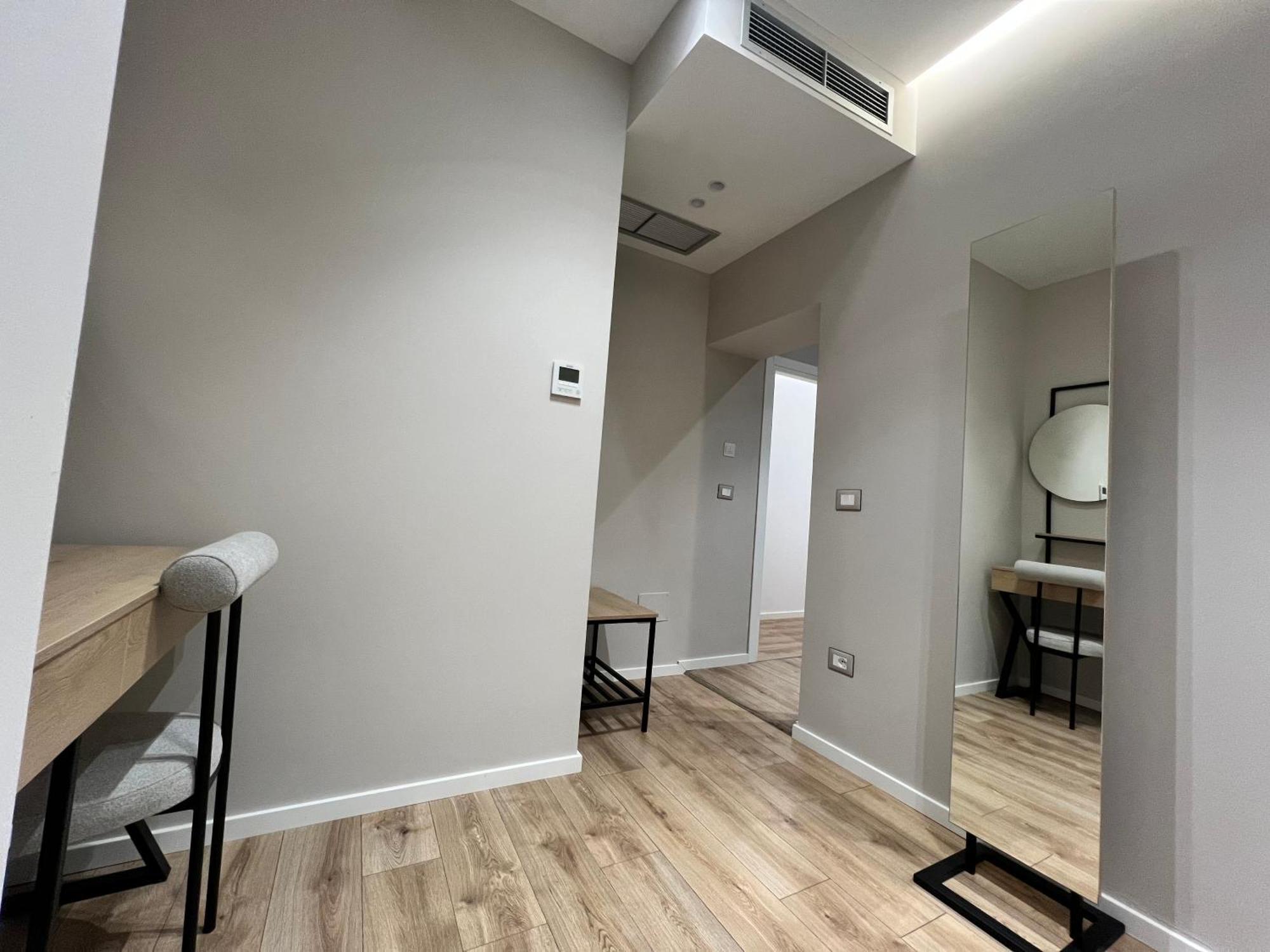 Enzo Rooms & Apartment Blloku 티라나 외부 사진